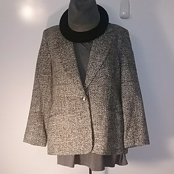 🍁Vintage Vinci Clothiers 100% Silk Blazer Size 12 - Picture 1 of 6